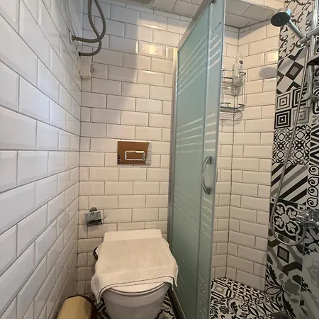 Apartamento Arslan Homes 2 *